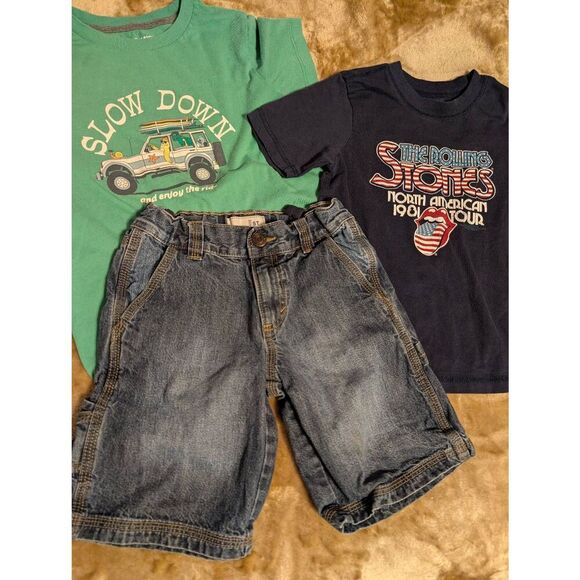 Old Navy Boys Bundle, 2 Graphic Tees and Boys Utility Jean Shorts, *Vintage Roll - Picture 8 of 8